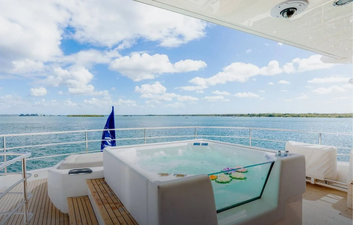 M/Y Sunset, frame 2